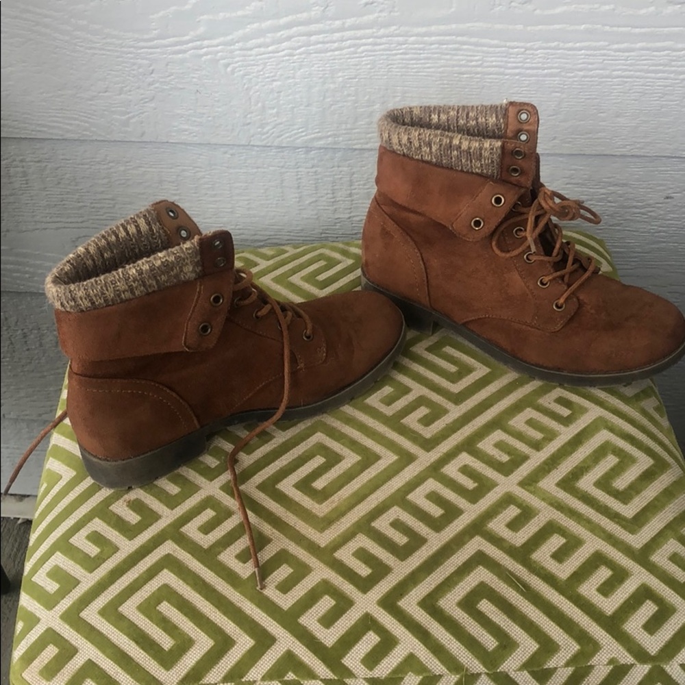 Perfect fall boots! - Picture 4 of 6